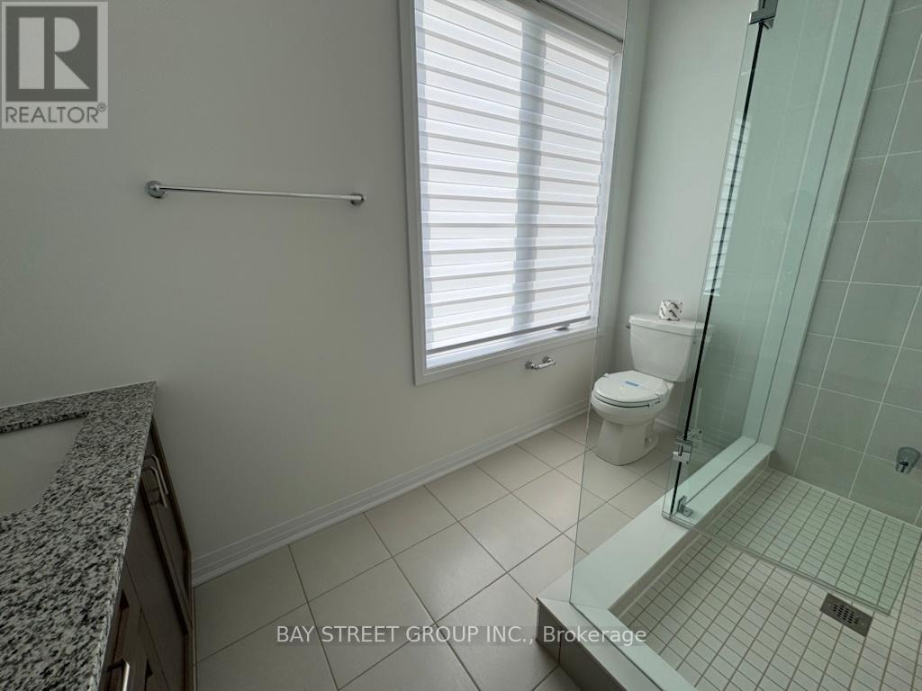 3210 Crystal Drive, Oakville, Ontario  L6M 5S8 - Photo 12 - W12570582