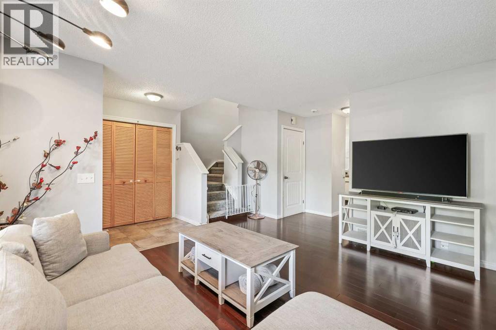 156 Martin Crossing Court Ne, Calgary, Alberta  T3J 3P3 - Photo 8 - A2260465