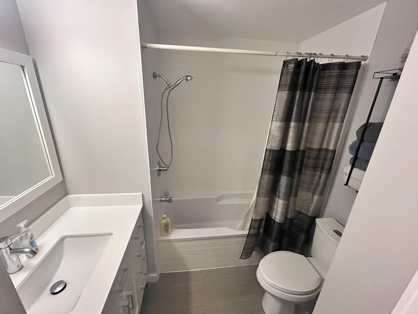 123 5360 201 Street, Langley, British Columbia  V3A 1P7 - Photo 14 - R3066497