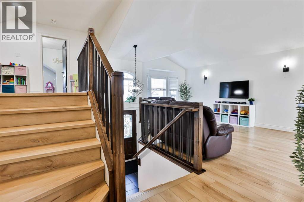 477 Edinburgh Road W, Lethbridge, Alberta T1J 5A8 - Photo 4 - A2271515