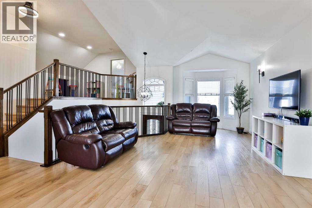 477 Edinburgh Road W, Lethbridge, Alberta T1J 5A8 - Photo 5 - A2271515