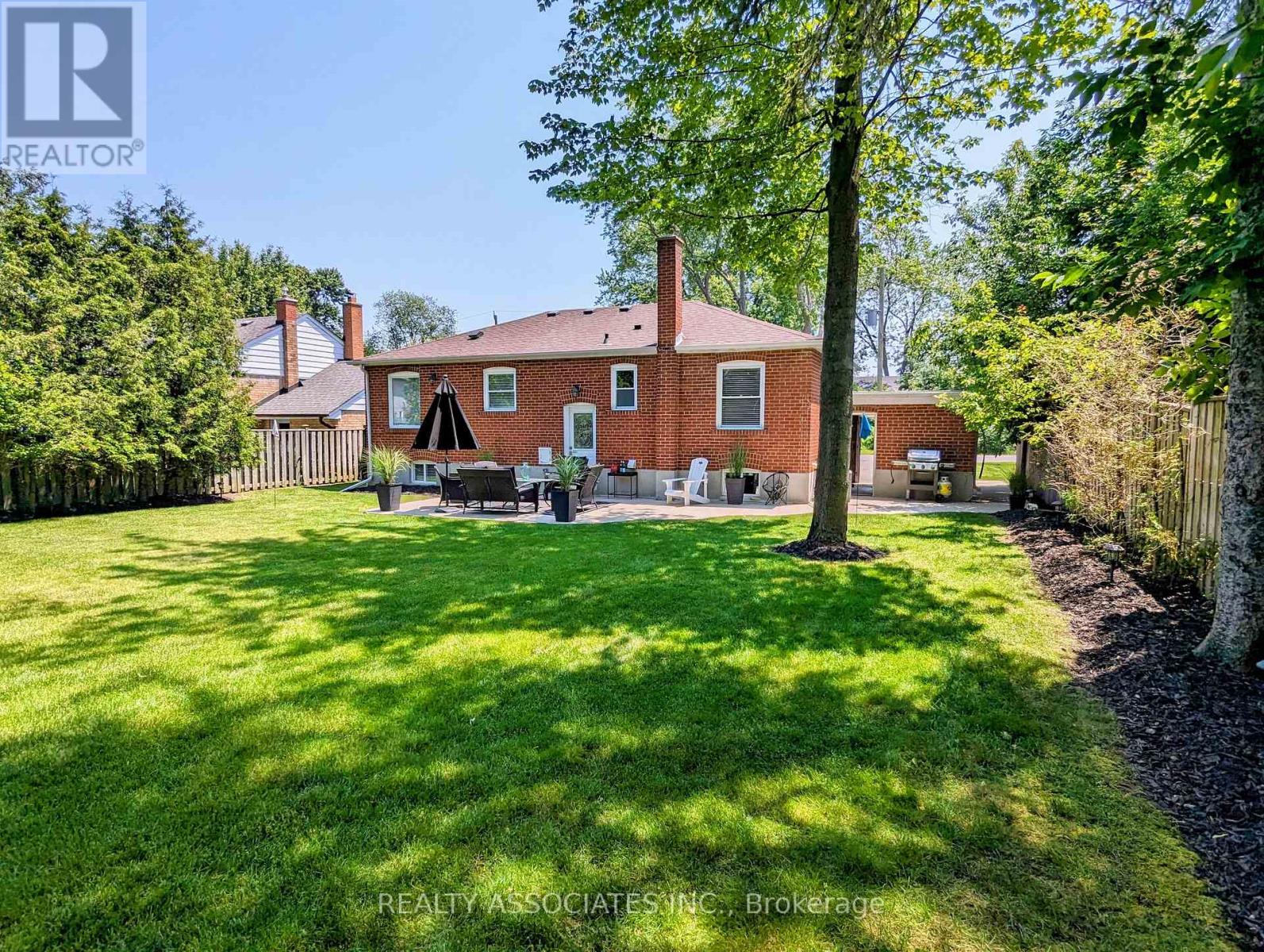 1315 Crossfield Bend, Mississauga, Ontario  L5G 3P5 - Photo 21 - W12561982