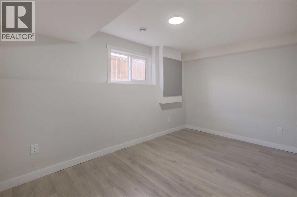 202 Falmere Way Ne, Calgary, Alberta  T3J 2Y1 - Photo 26 - A2264397