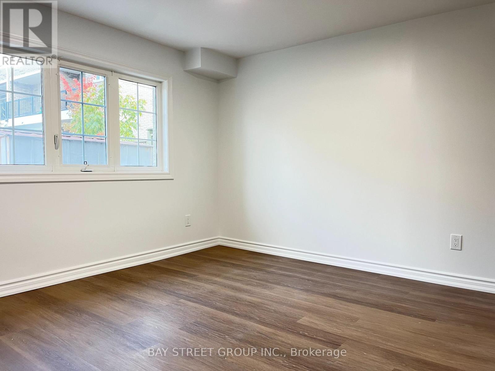 Lower Unit - 27 Macadam Road, Markham, Ontario L6E 2B9 - Photo 3 - N12565296