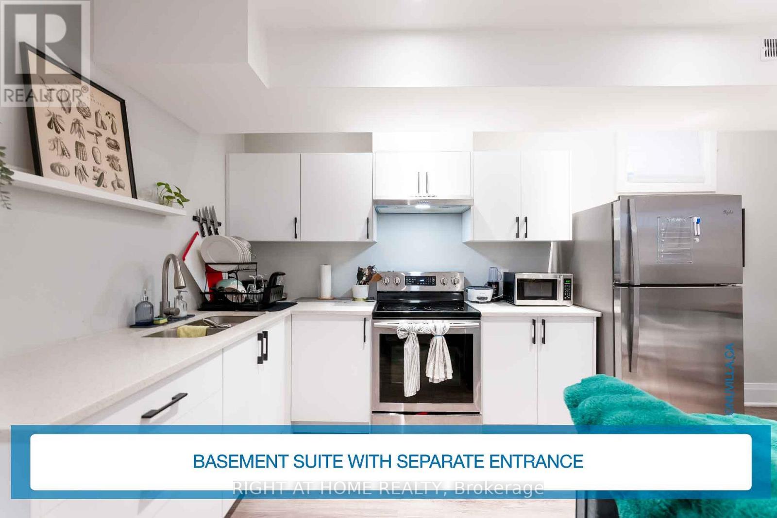 10 Marshall Boulevard, Toronto, Ontario M6N 2R7 - Photo 26 - W12557334