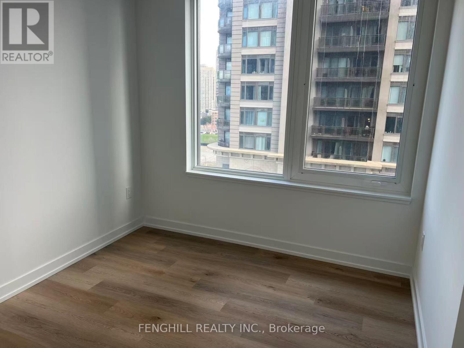 1008 - 395 Square One Drive, Mississauga, Ontario  L5B 0P6 - Photo 10 - W12557412