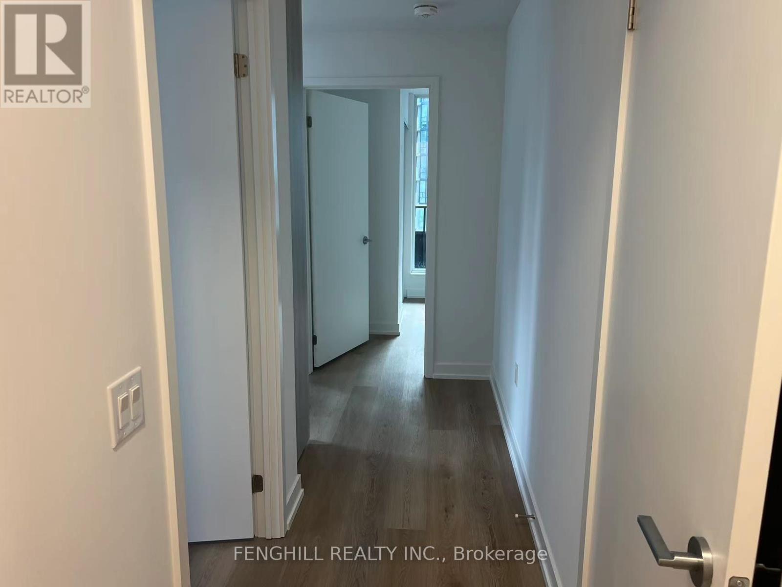 1008 - 395 Square One Drive, Mississauga, Ontario  L5B 0P6 - Photo 9 - W12557412