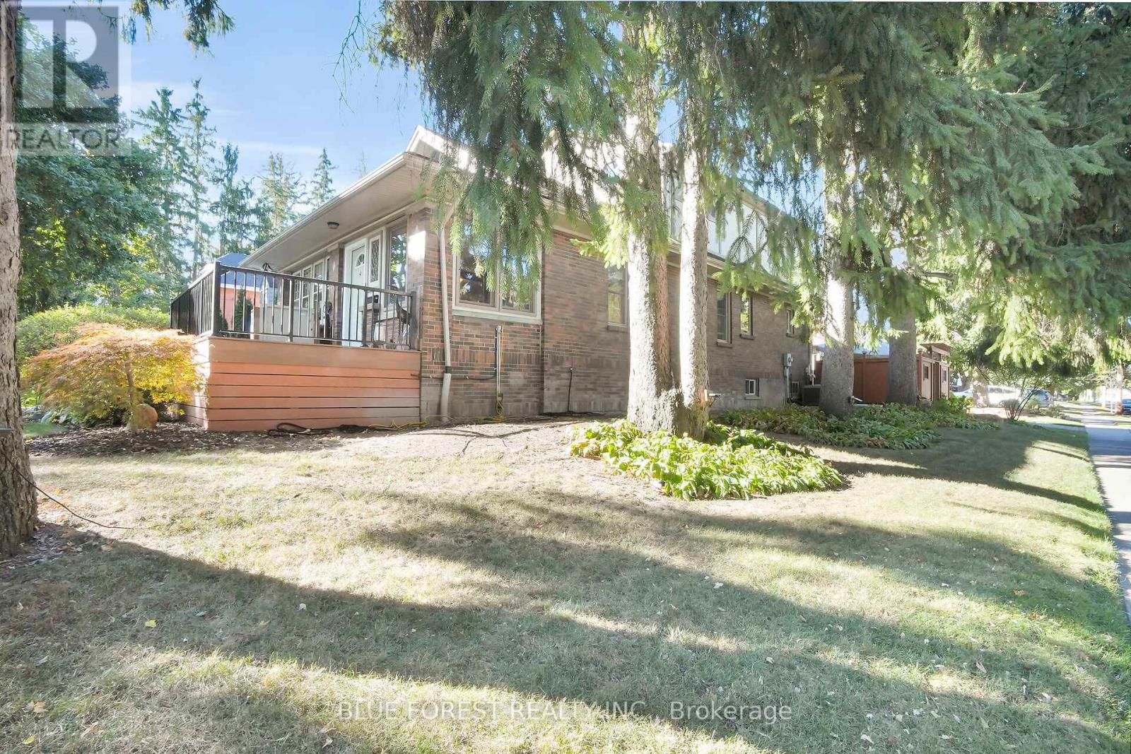 281 Cathcart Street, London South, Ontario  N6C 3N6 - Photo 3 - X12484438