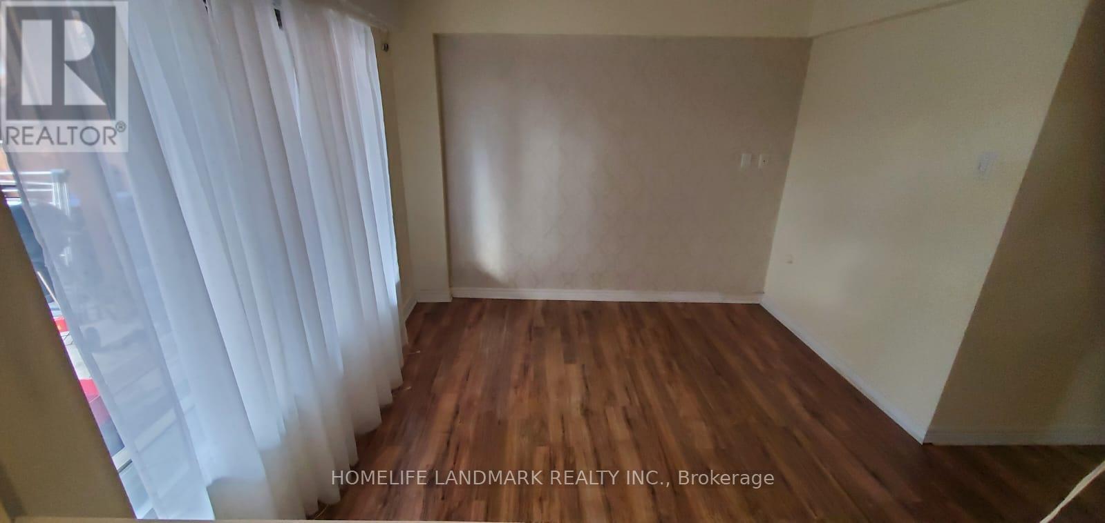 125 Stonebriar Drive, Vaughan, Ontario L6A 2N1 - Photo 8 - N12570612