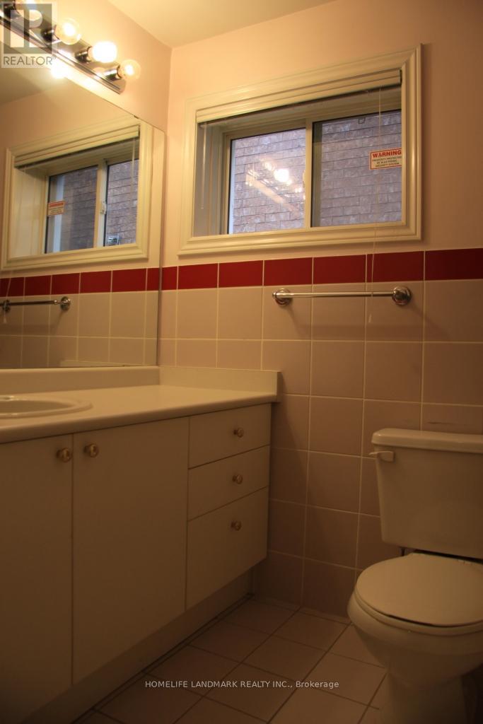 125 Stonebriar Drive, Vaughan, Ontario L6A 2N1 - Photo 9 - N12570612