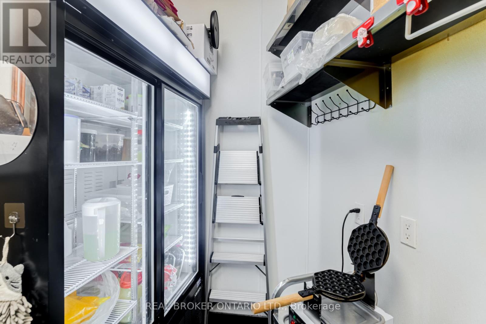 1885a - 25 The West Mall, Toronto, Ontario M9C 1B8 - Photo 12 - W12570616