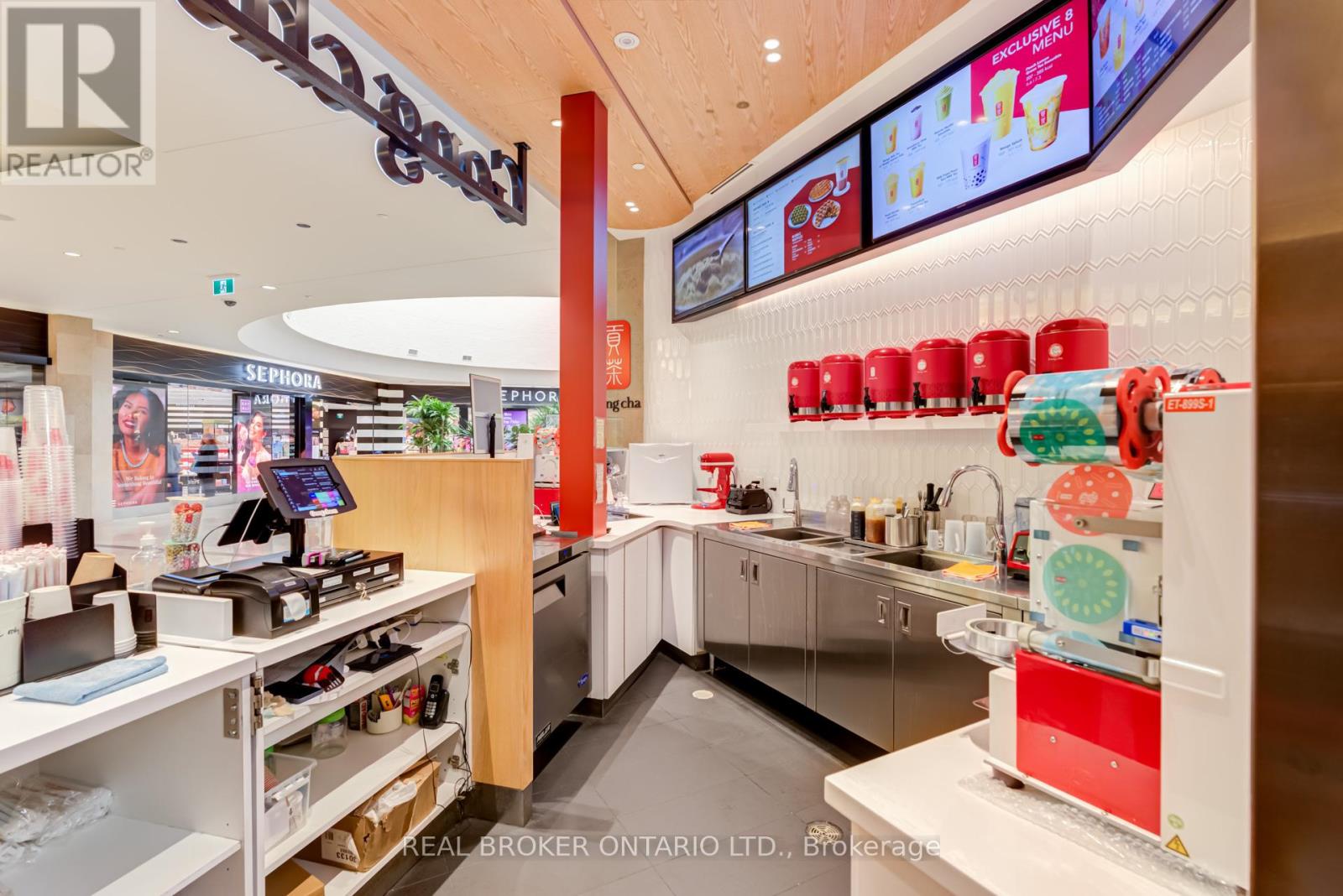 1885a - 25 The West Mall, Toronto, Ontario M9C 1B8 - Photo 4 - W12570616