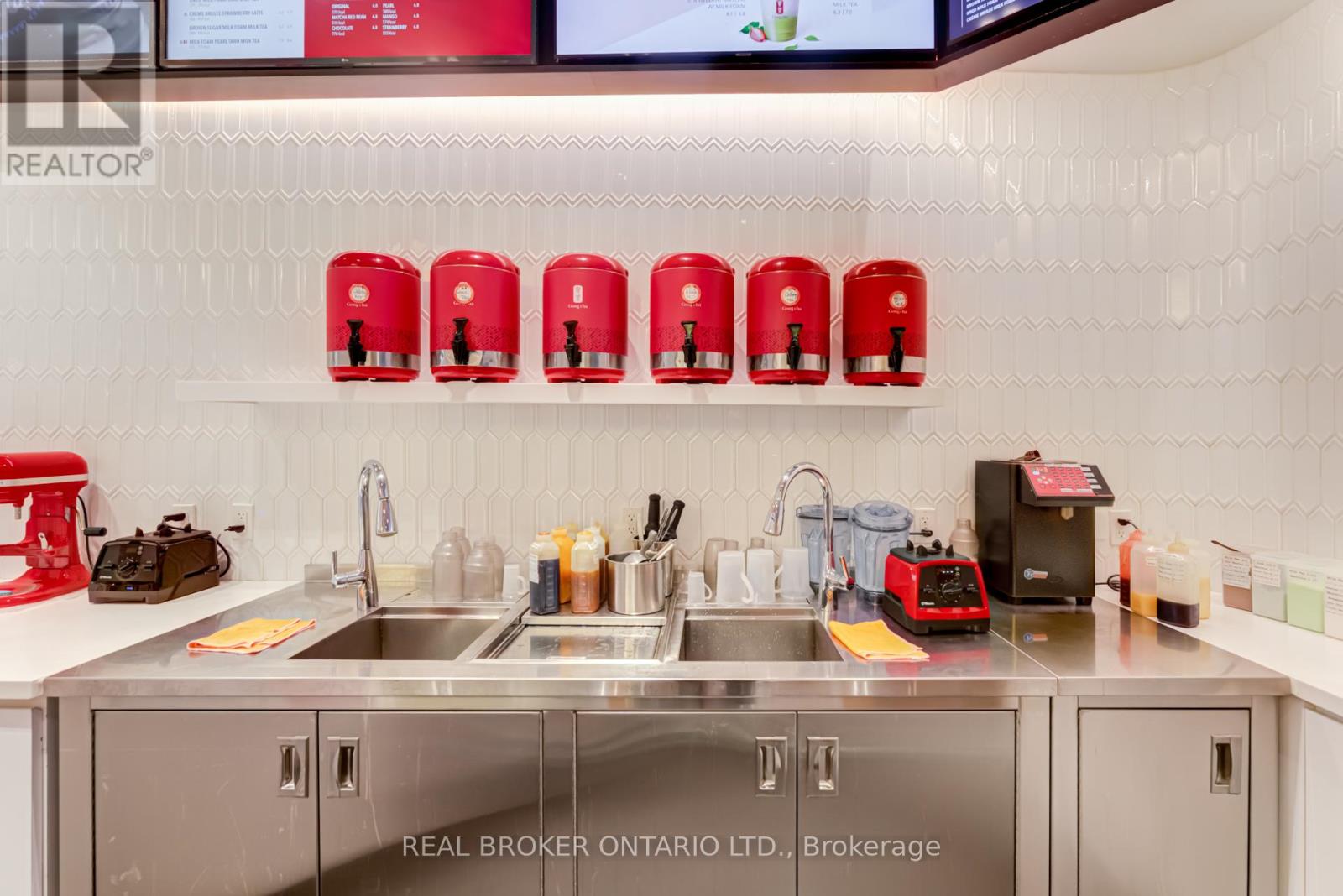 1885a - 25 The West Mall, Toronto, Ontario M9C 1B8 - Photo 8 - W12570616