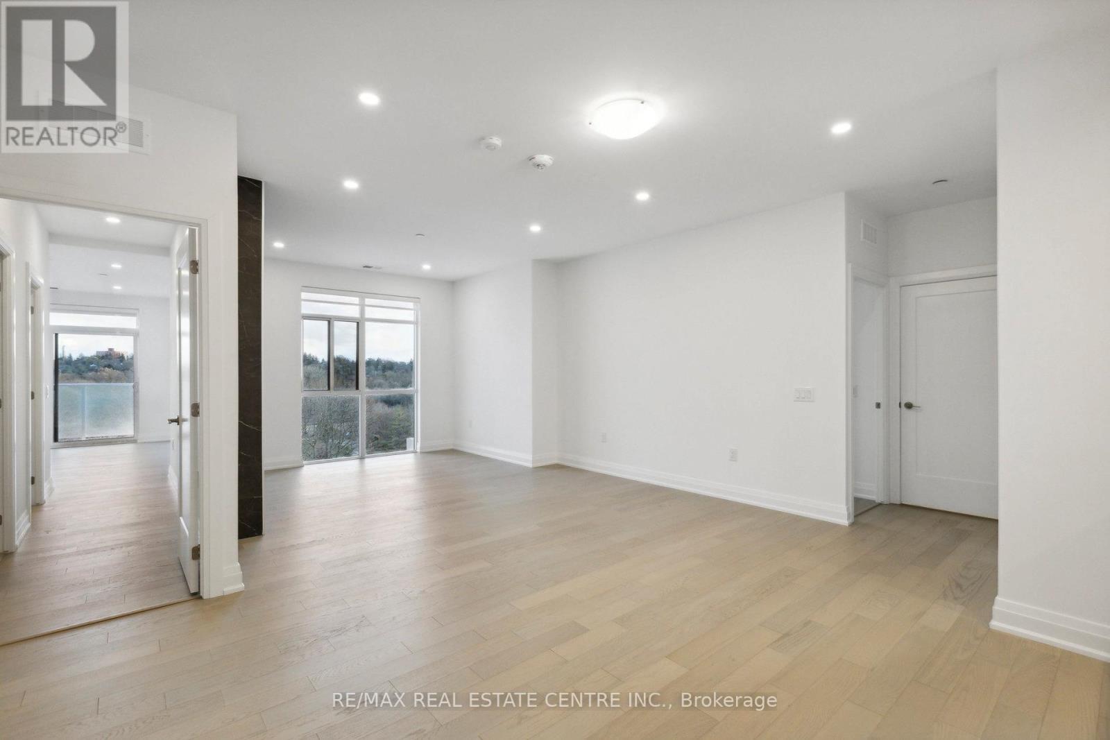 602 - 71 Wyndham Street S, Guelph, Ontario  N1E 5R3 - Photo 10 - X12570598