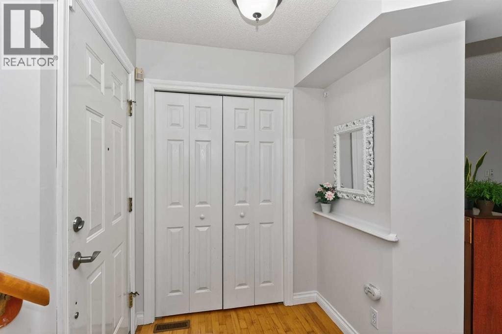 263 Citadel Meadow Grove Nw, Calgary, Alberta  T3G 4K7 - Photo 7 - A2271042