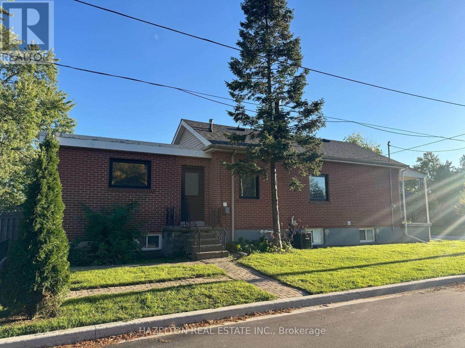 MAIN - 99 TWENTY SIXTH STREET, Toronto, Ontario