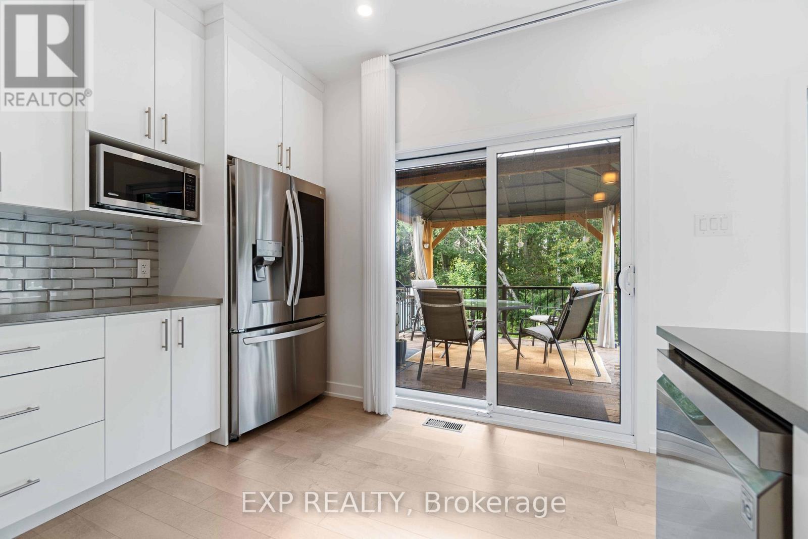 394 Dore Street, Casselman, Ontario  K0A 1M0 - Photo 10 - X12472449