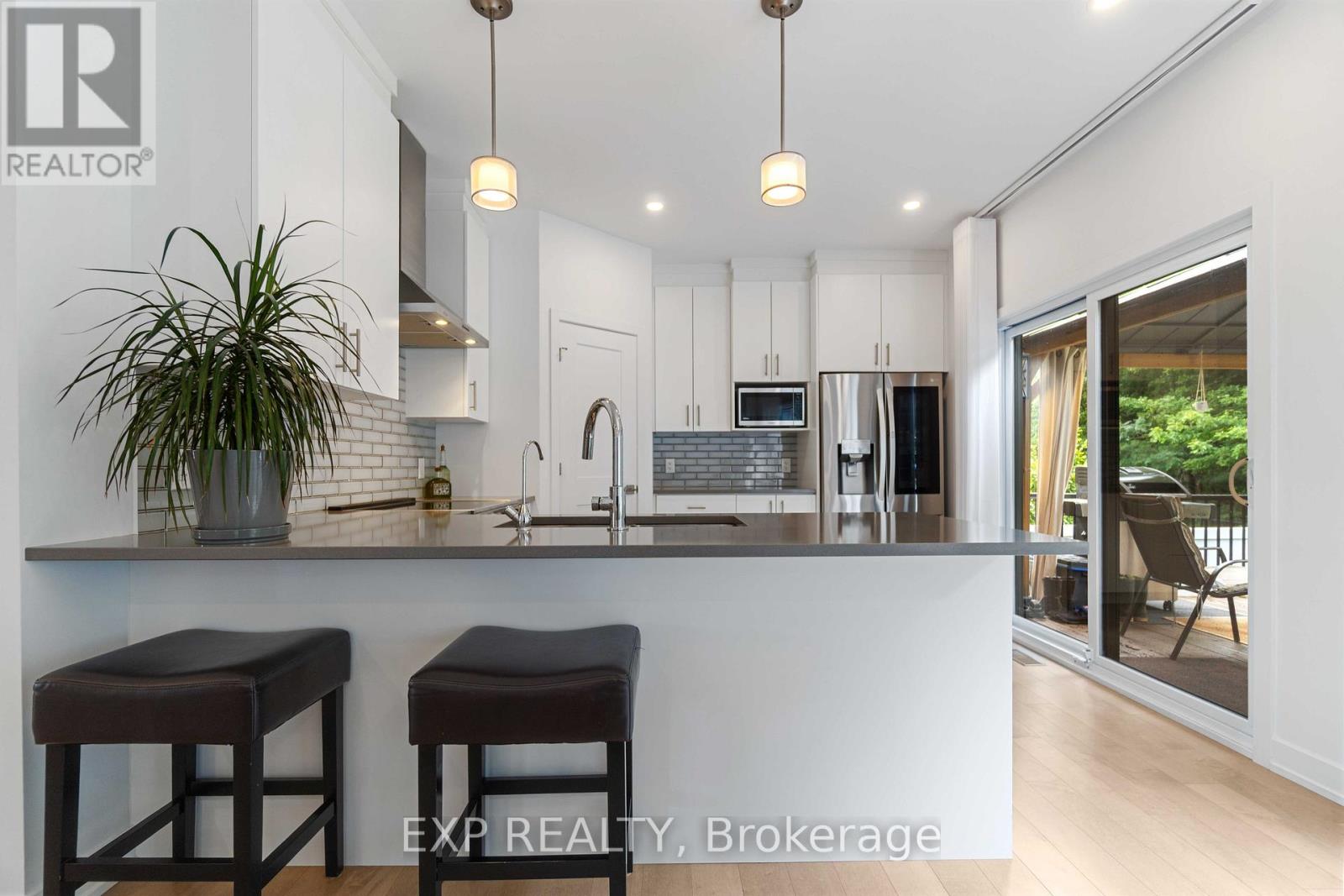 394 Dore Street, Casselman, Ontario  K0A 1M0 - Photo 6 - X12472449