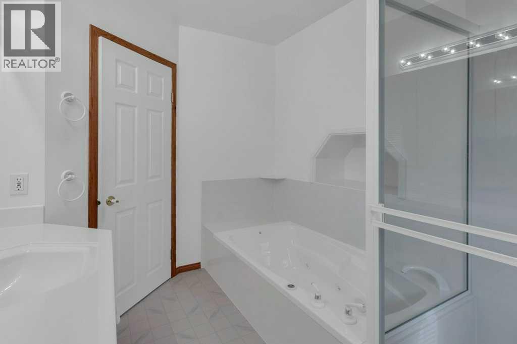 4808 Nordegg Crescent Nw, Calgary, Alberta  T2K 2M5 - Photo 27 - A2263488