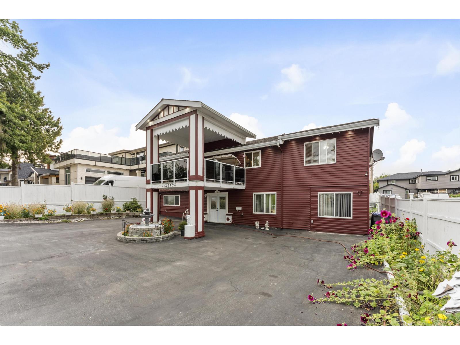 13567 67a Avenue, Surrey, British Columbia  V3W 2C1 - Photo 4 - R3044789