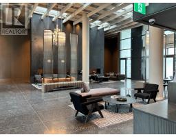 2712 - 8 INTERCHANGE WAY, Vaughan, Ontario