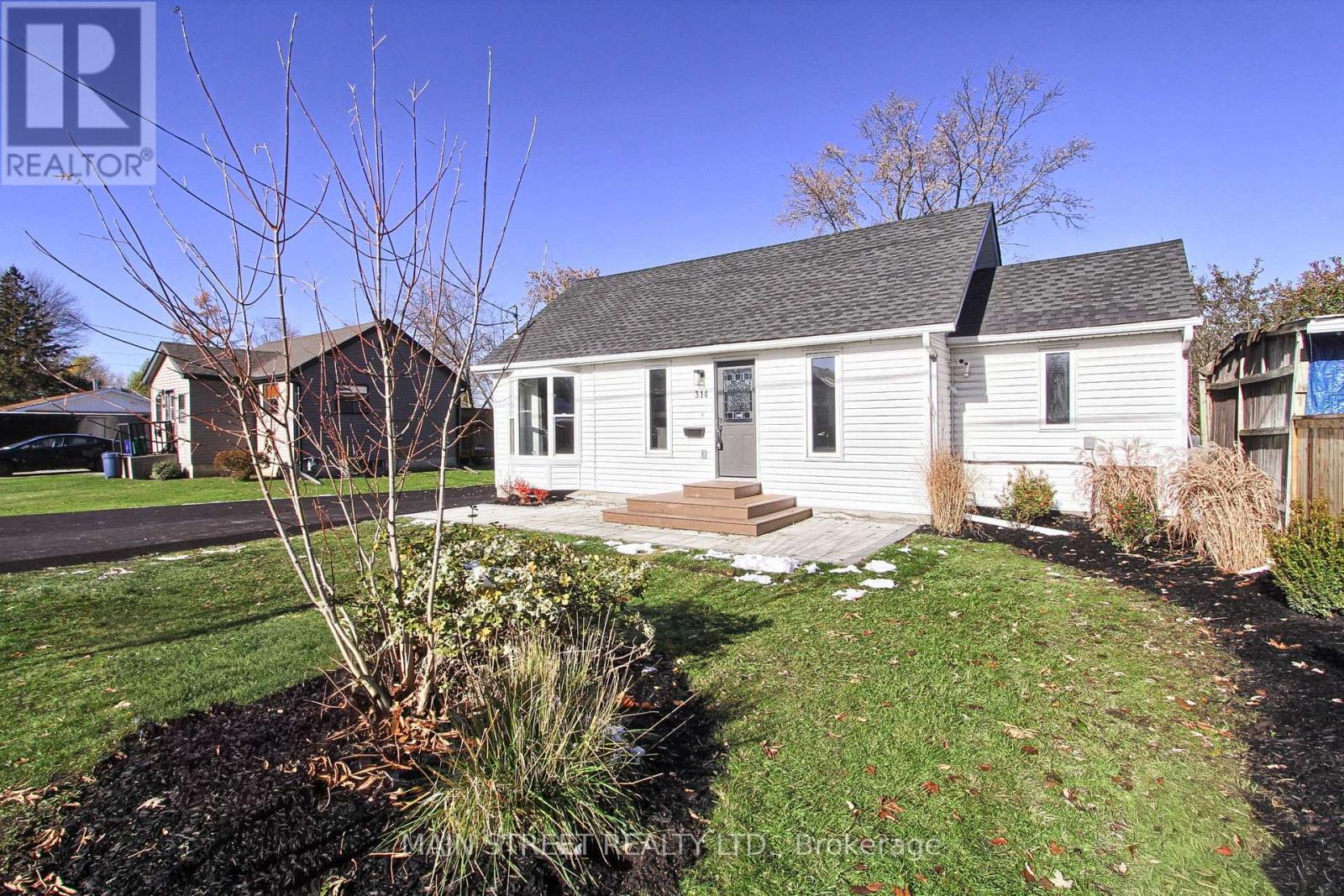 314 KENWOOD AVENUE, Georgina, Ontario