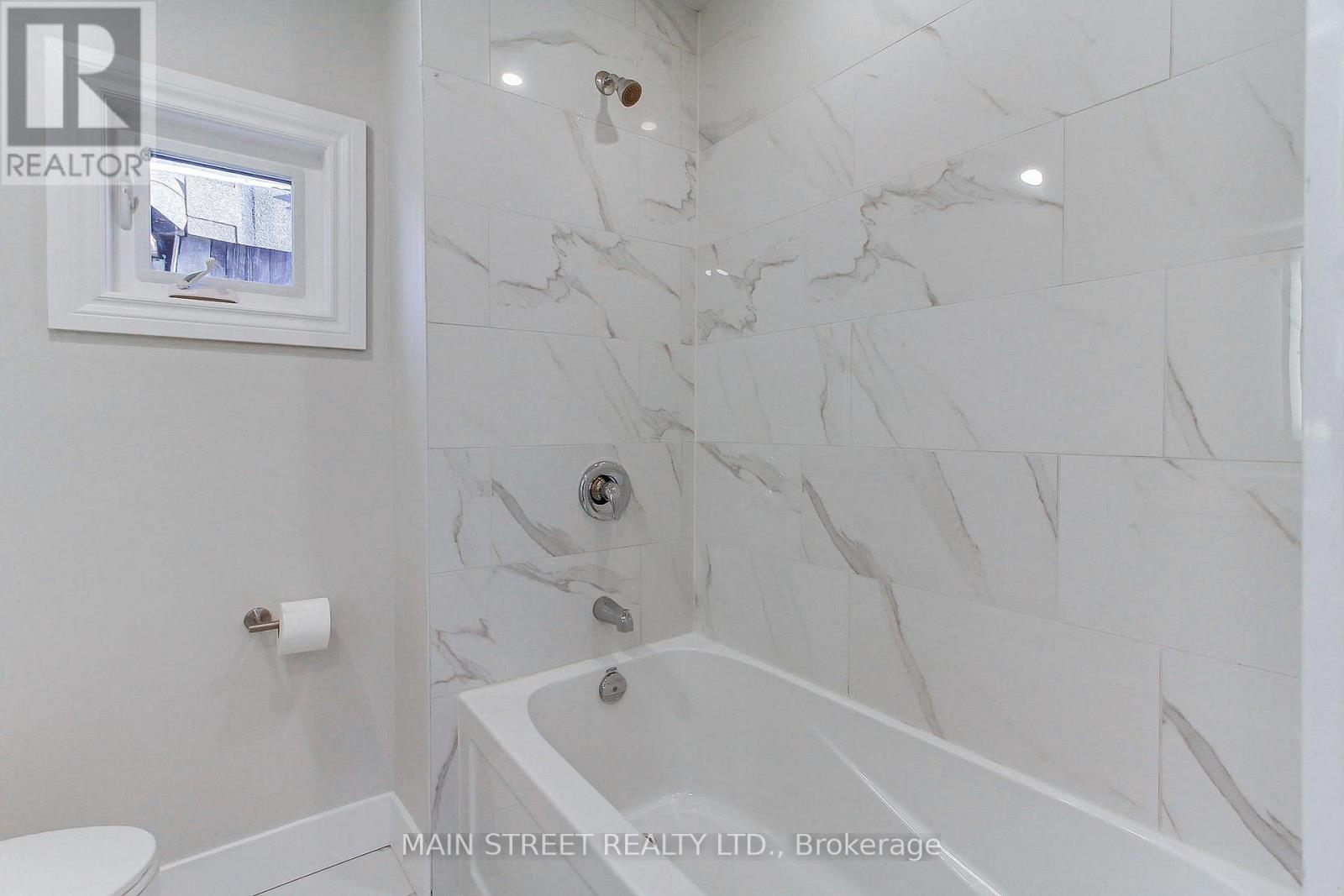 314 Kenwood Avenue, Georgina, Ontario  L4P 2X5 - Photo 26 - N12570638