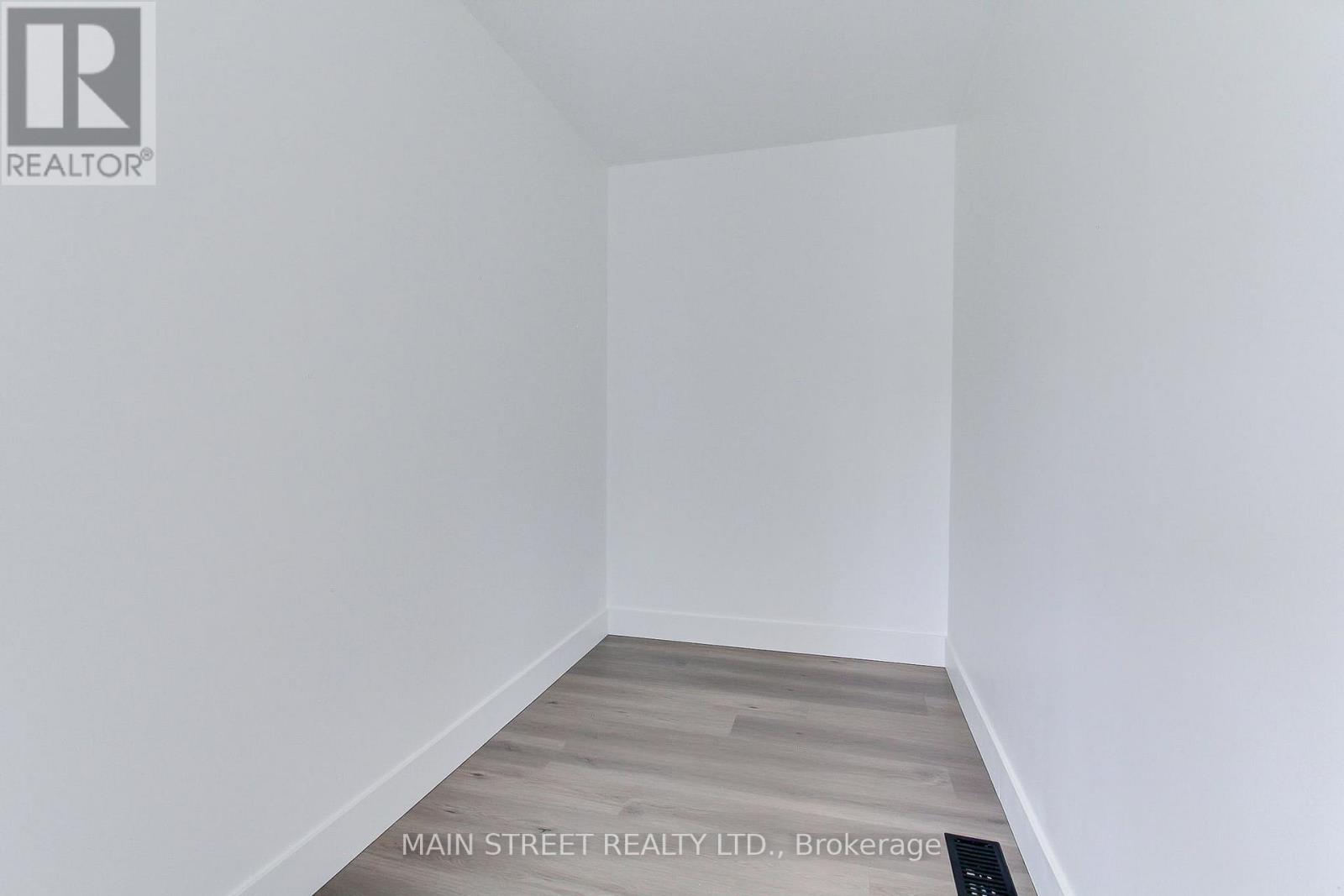 353 Pasadena Drive, Georgina, Ontario L4P 2Z2 - Photo 29 - N12570640