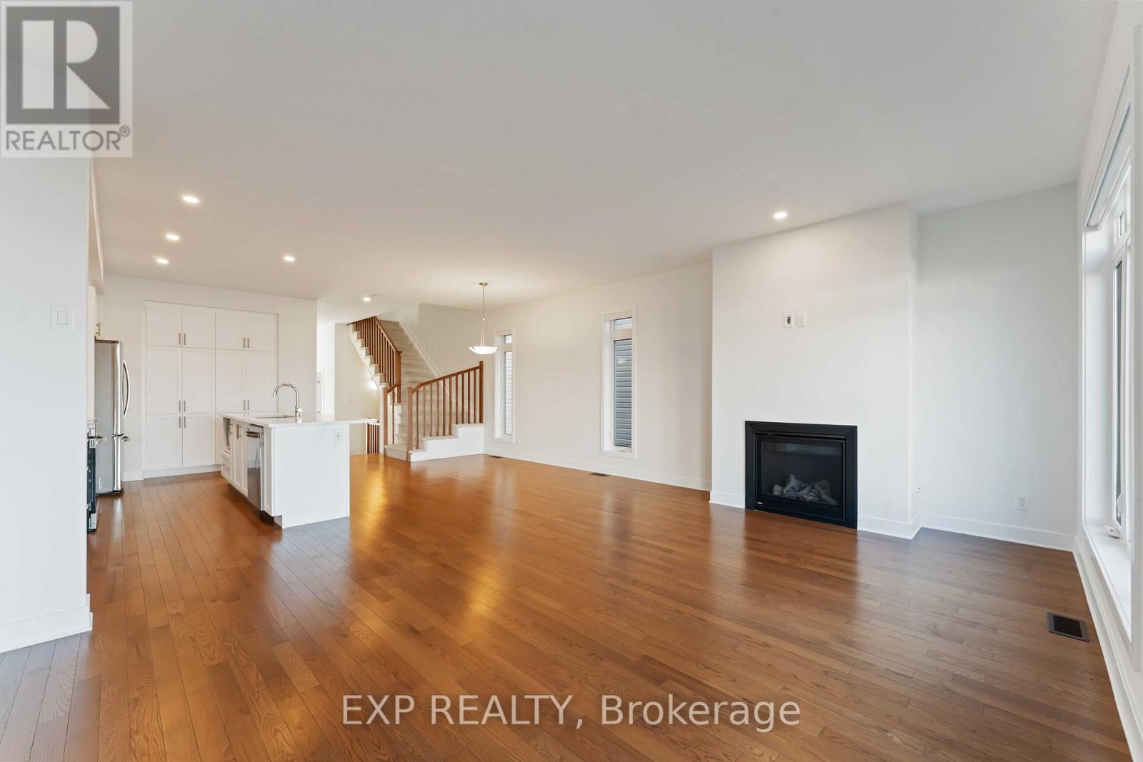 796 Solarium Avenue, Ottawa, Ontario K4M 0N7 - Photo 11 - X12570644