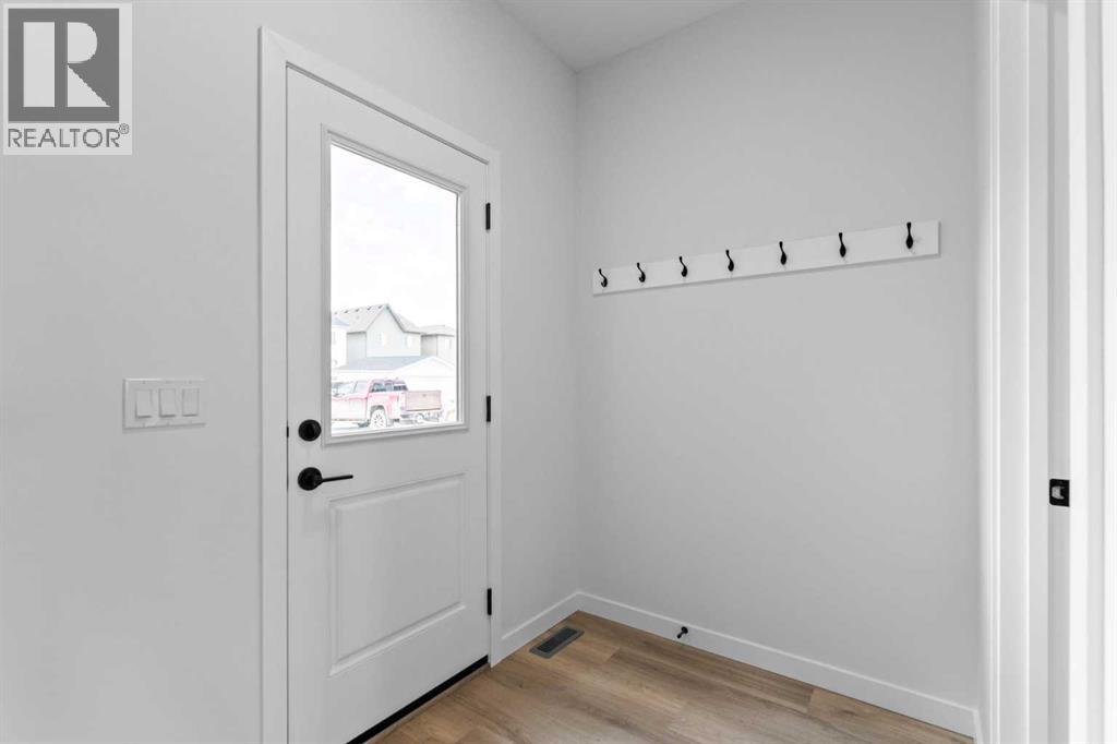 231 Vista Road, Crossfield, Alberta  T0M 0S0 - Photo 14 - A2268976