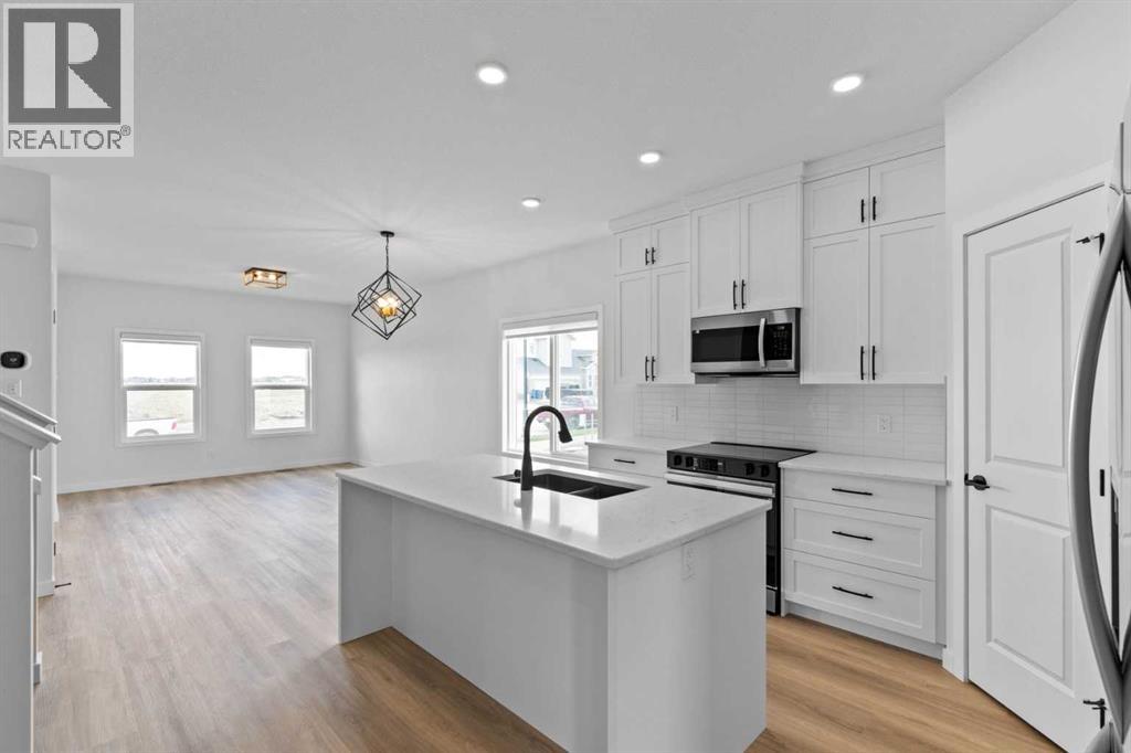 231 Vista Road, Crossfield, Alberta  T0M 0S0 - Photo 10 - A2268976