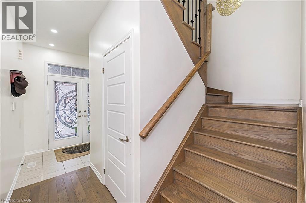 220 Bedrock Drive, Hamilton, Ontario L8J 0M2 - Photo 5 - 40786821