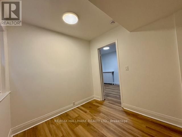 Main Floor/apt#1 - 1700 Gerrard Street, Toronto, Ontario  M4L 2B2 - Photo 10 - E12570668