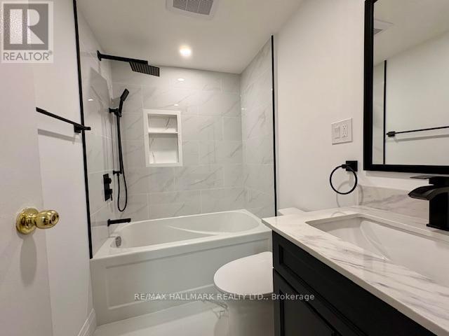 Main Floor/apt#1 - 1700 Gerrard Street, Toronto, Ontario  M4L 2B2 - Photo 11 - E12570668