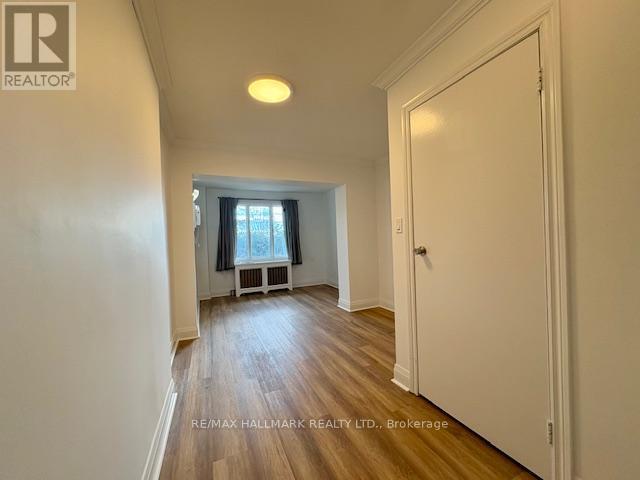 Main Floor/apt#1 - 1700 Gerrard Street, Toronto, Ontario  M4L 2B2 - Photo 7 - E12570668