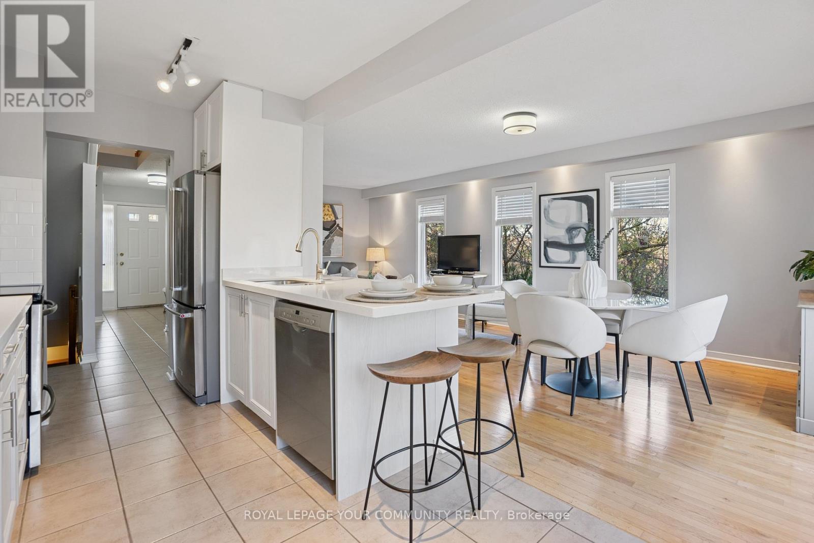 99 Durie Lane, Markham, Ontario L3T 5H4 - Photo 10 - N12570650