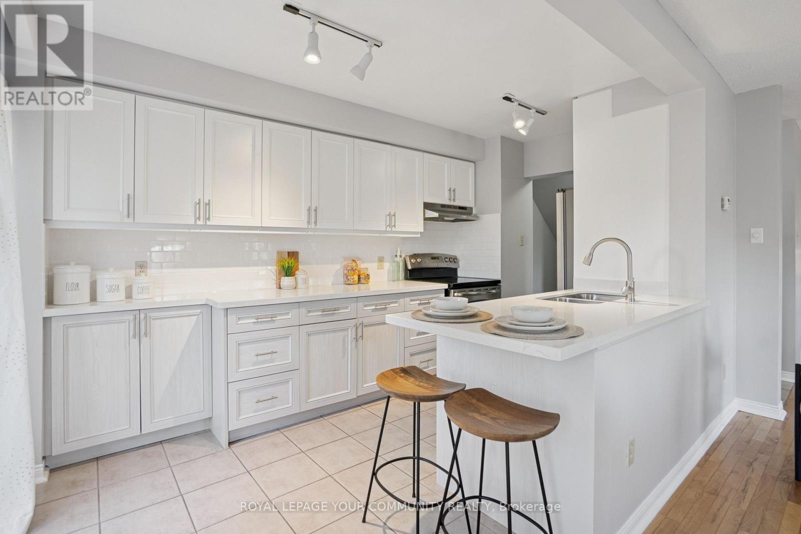 99 Durie Lane, Markham, Ontario L3T 5H4 - Photo 8 - N12570650