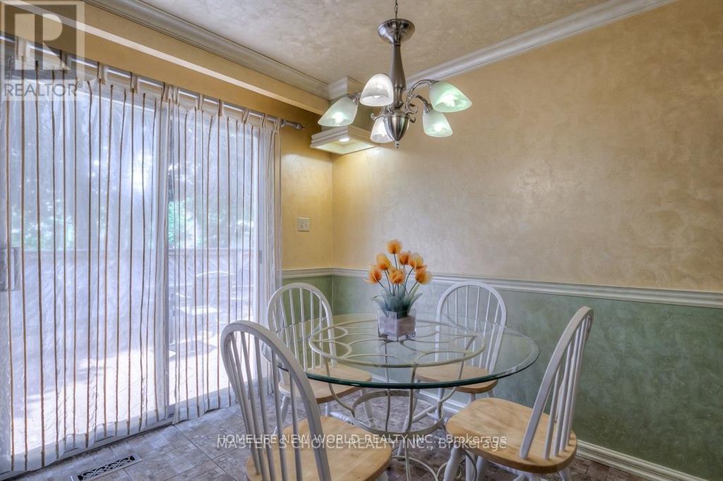 29 Liebeck Crescent, Markham, Ontario  L3R 1Y4 - Photo 6 - N12570670