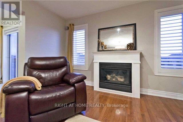 38 Batt Crescent E, Ajax, Ontario  L1T 4M2 - Photo 12 - E12570690