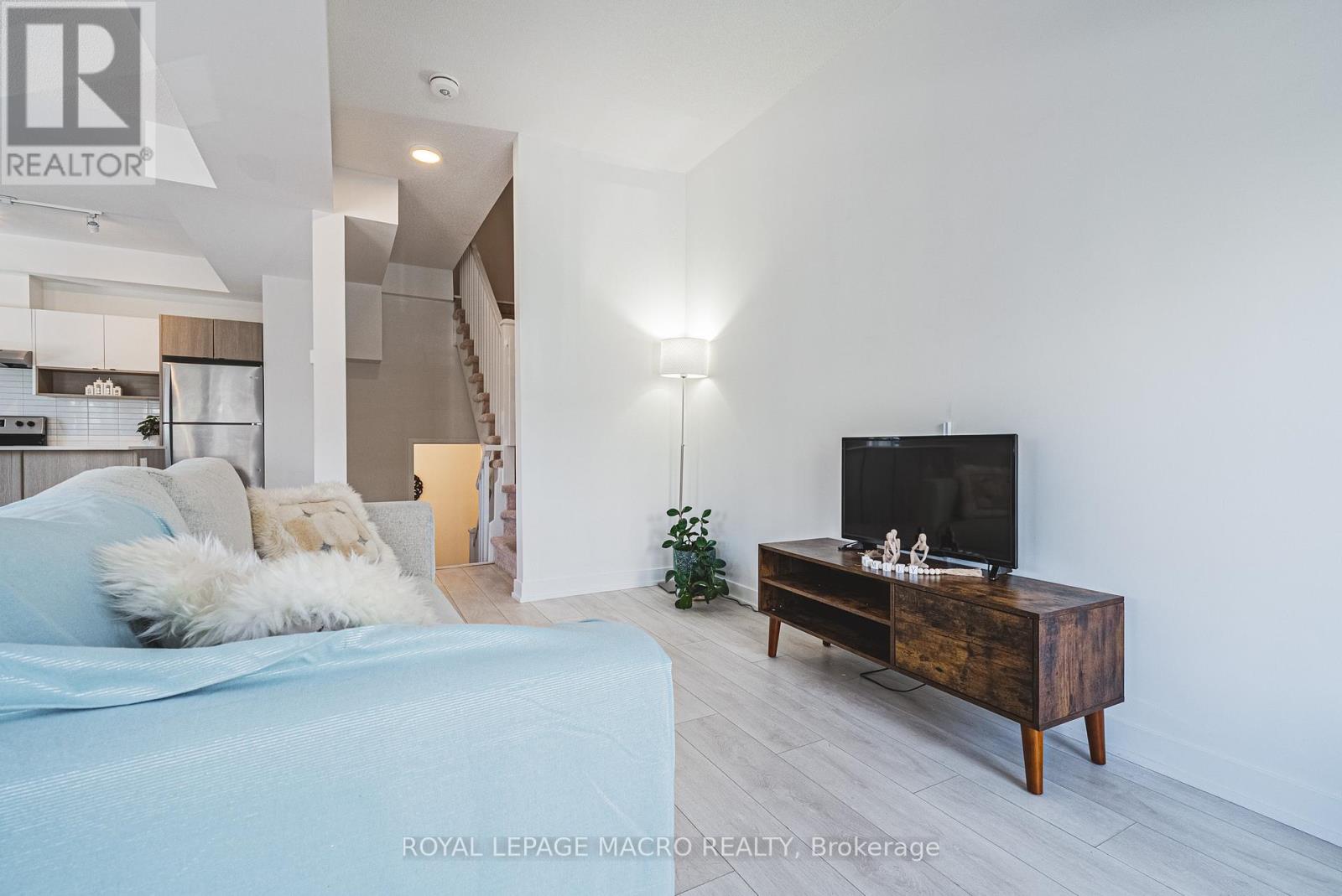 13 - 1121 Cooke Boulevard, Burlington, Ontario L7T 0C3 - Photo 13 - W12570674