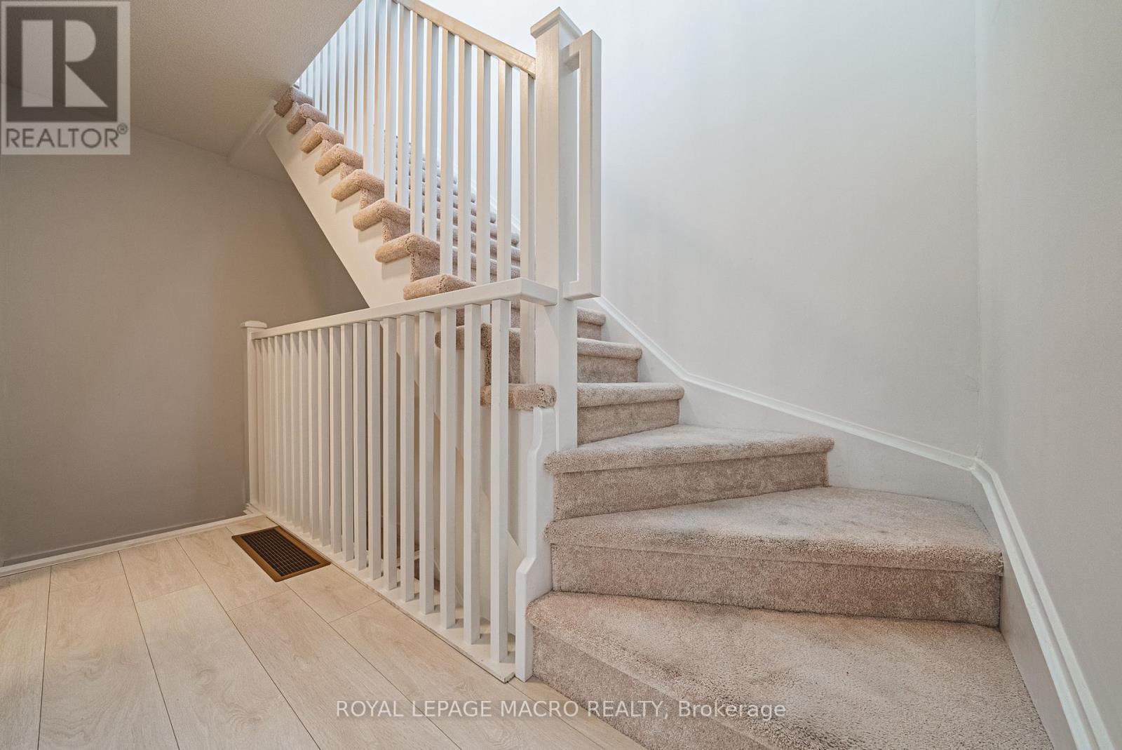 13 - 1121 Cooke Boulevard, Burlington, Ontario L7T 0C3 - Photo 35 - W12570674