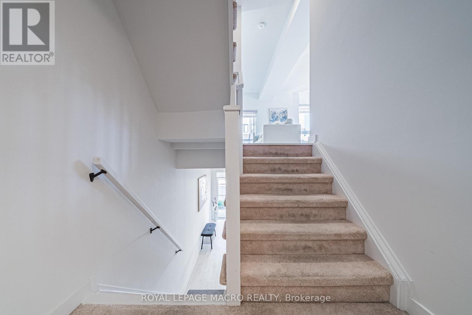 13 - 1121 Cooke Boulevard, Burlington, Ontario L7T 0C3 - Photo 8 - W12570674