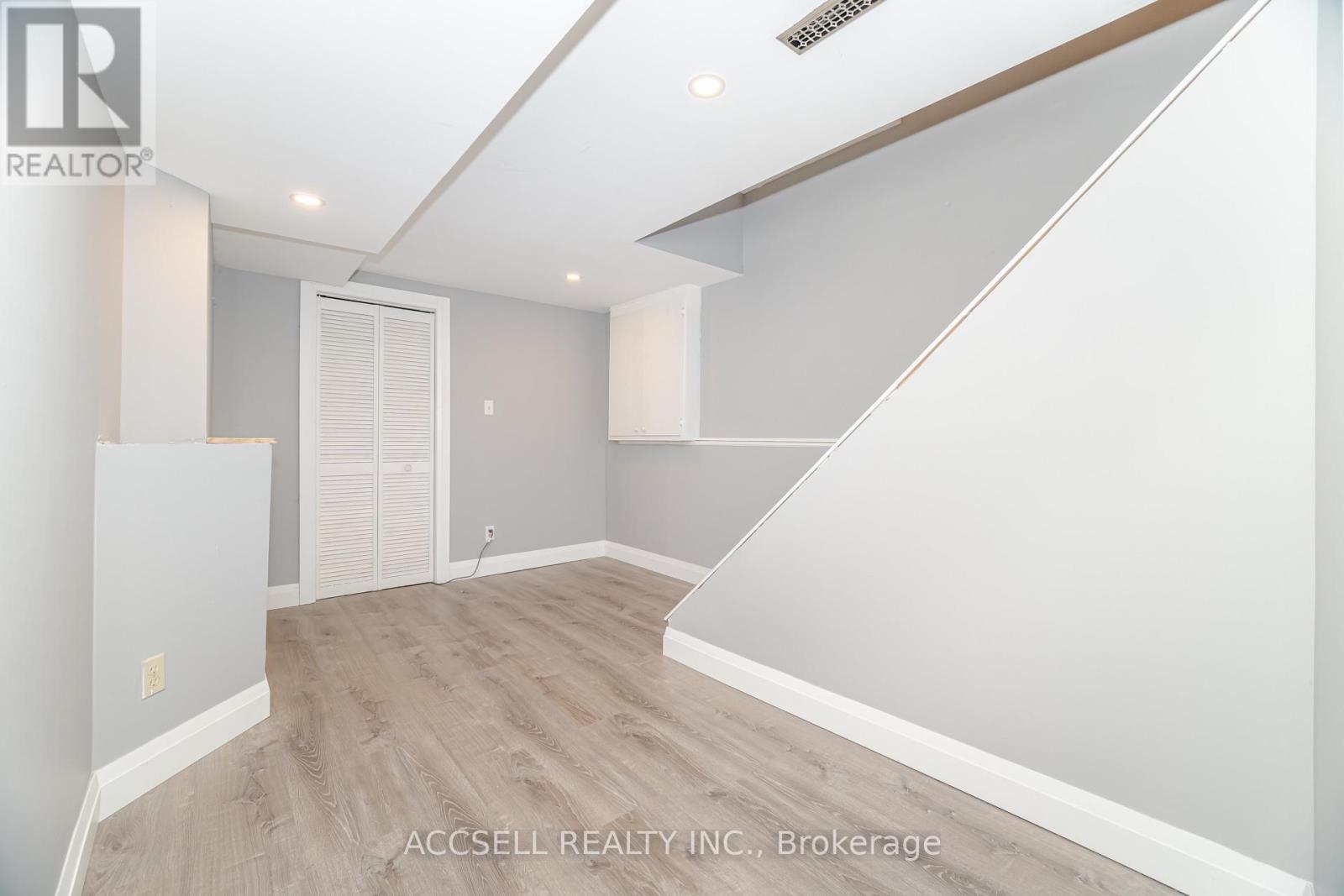 3 Longyear Drive, Hamilton, Ontario  L8B 0E1 - Photo 33 - X12570684