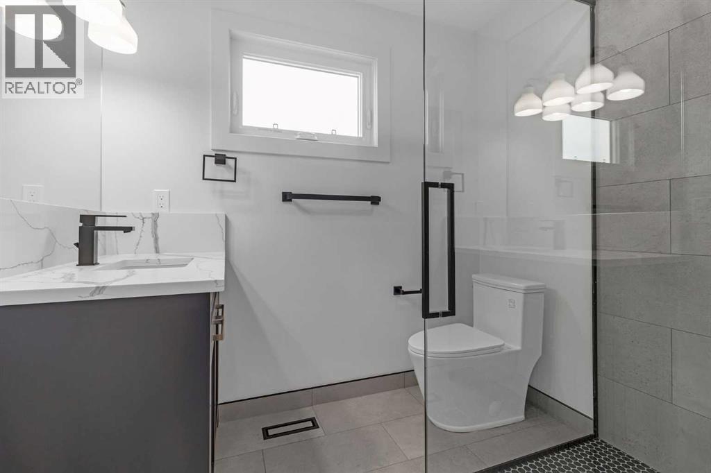 340 West Chestermere Drive, Chestermere, Alberta  T1X 1B2 - Photo 38 - A2252520