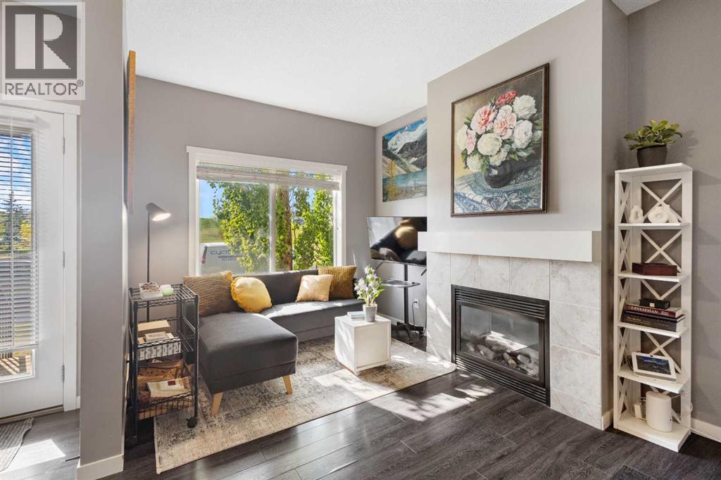 11 Copperpond Landing Se, Calgary, Alberta  T2Z 1G6 - Photo 10 - A2258421