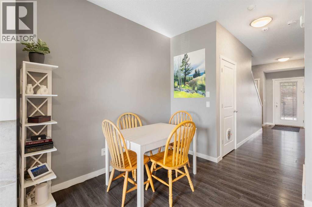 11 Copperpond Landing Se, Calgary, Alberta  T2Z 1G6 - Photo 14 - A2258421