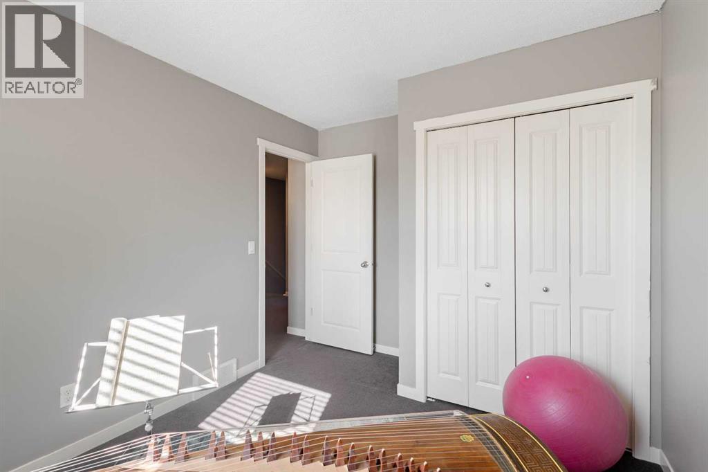 11 Copperpond Landing Se, Calgary, Alberta  T2Z 1G6 - Photo 27 - A2258421