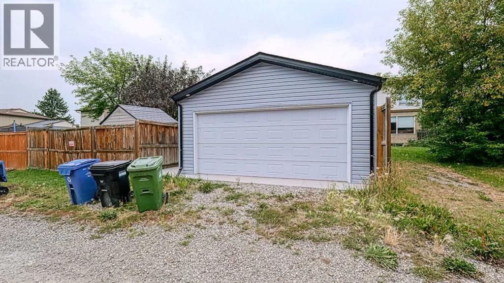 559 Abinger Road Ne, Calgary, Alberta  T2A 6M4 - Photo 30 - A2254920