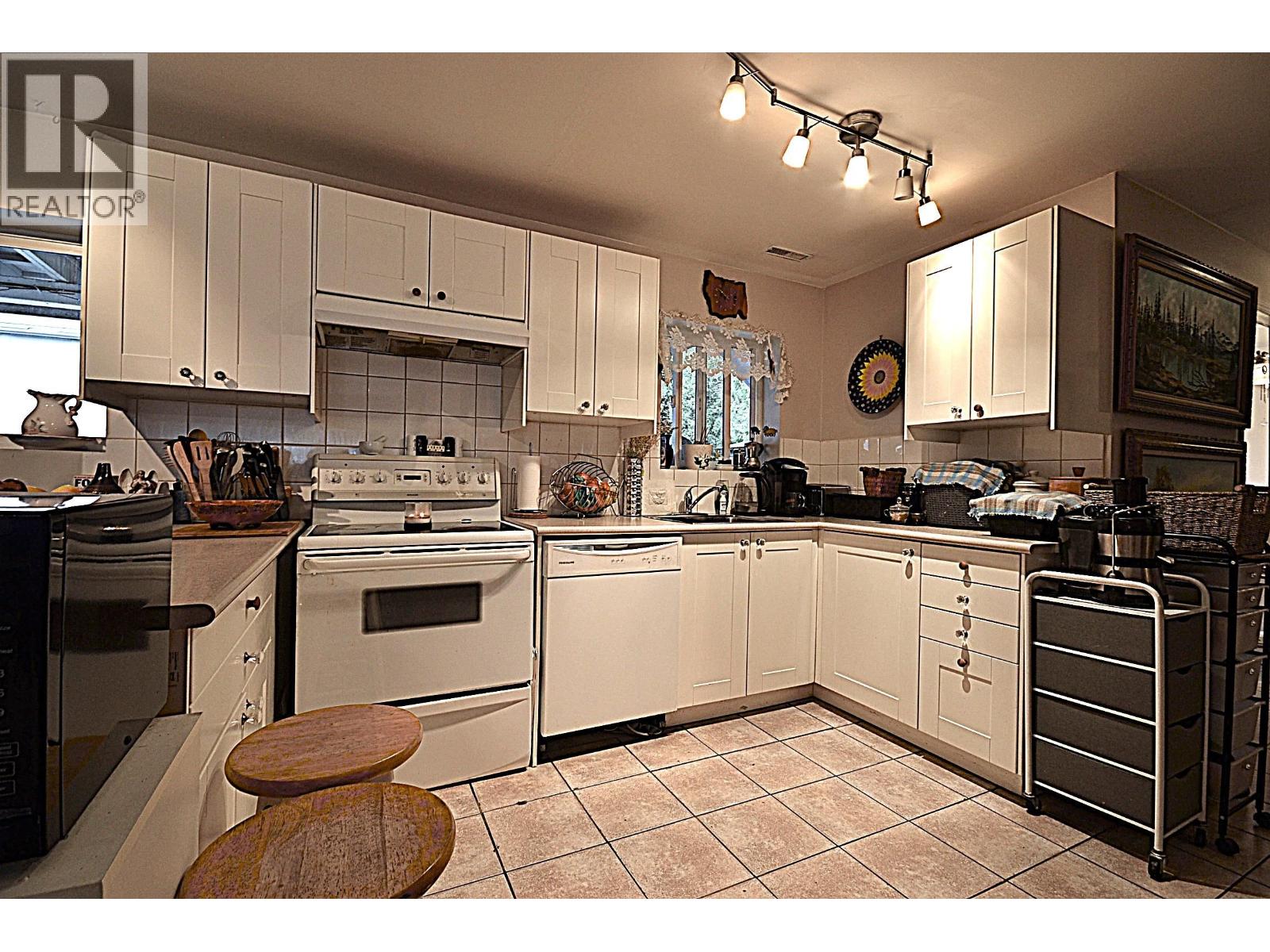 11717 209 Street, Maple Ridge, British Columbia  V2X 7S6 - Photo 25 - R3066471