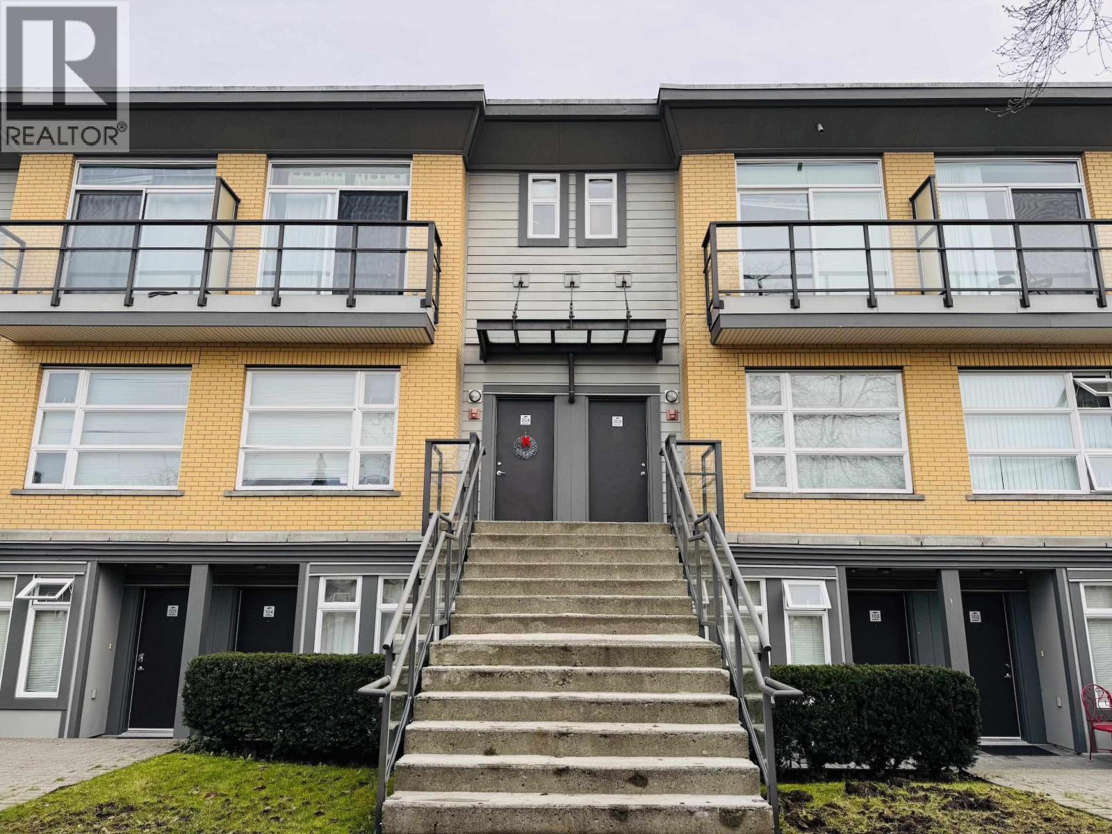 204 5568 KINGS ROAD, Vancouver, British Columbia